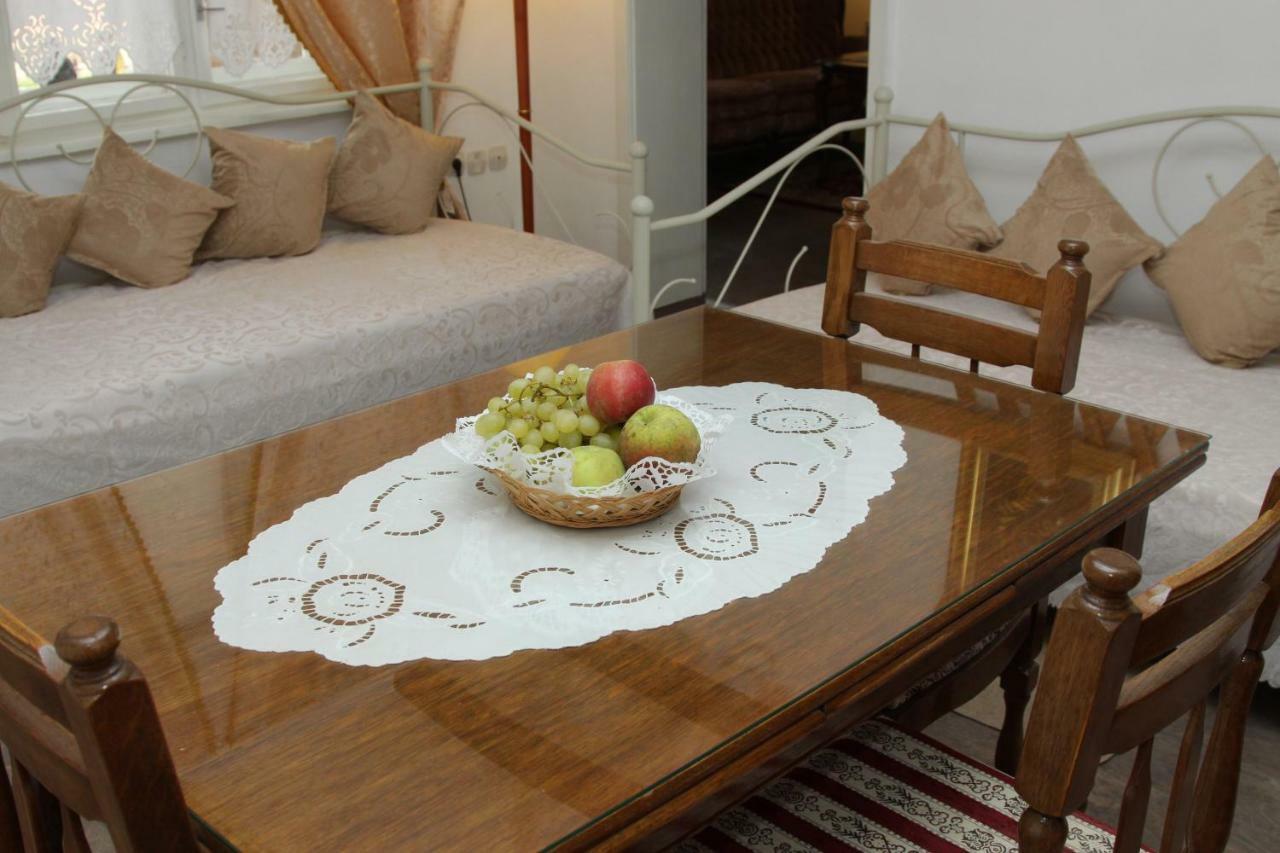 Apartman Sokica บิโซวัส ภายนอก รูปภาพ